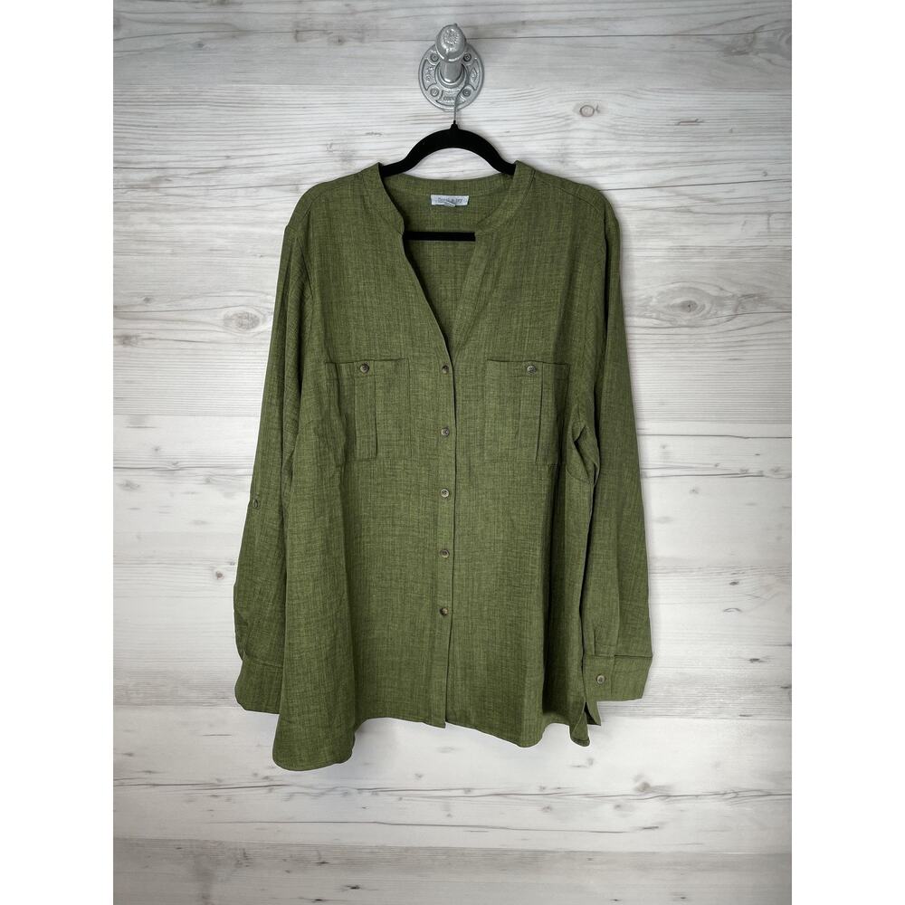 Relaxed Olive Green Button-Front Tunic Top